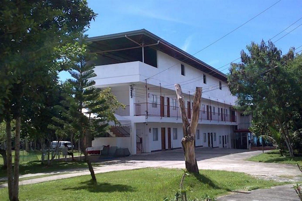 Ladaga Inn & Restaurant Panglao Esterno foto