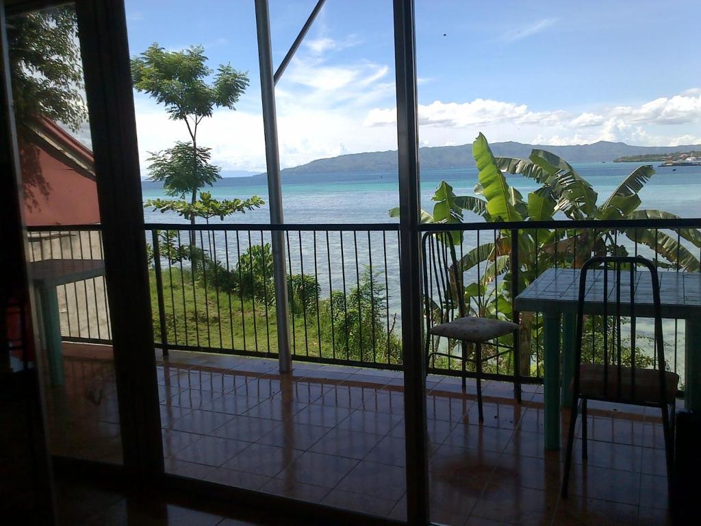 Ladaga Inn & Restaurant Panglao Esterno foto