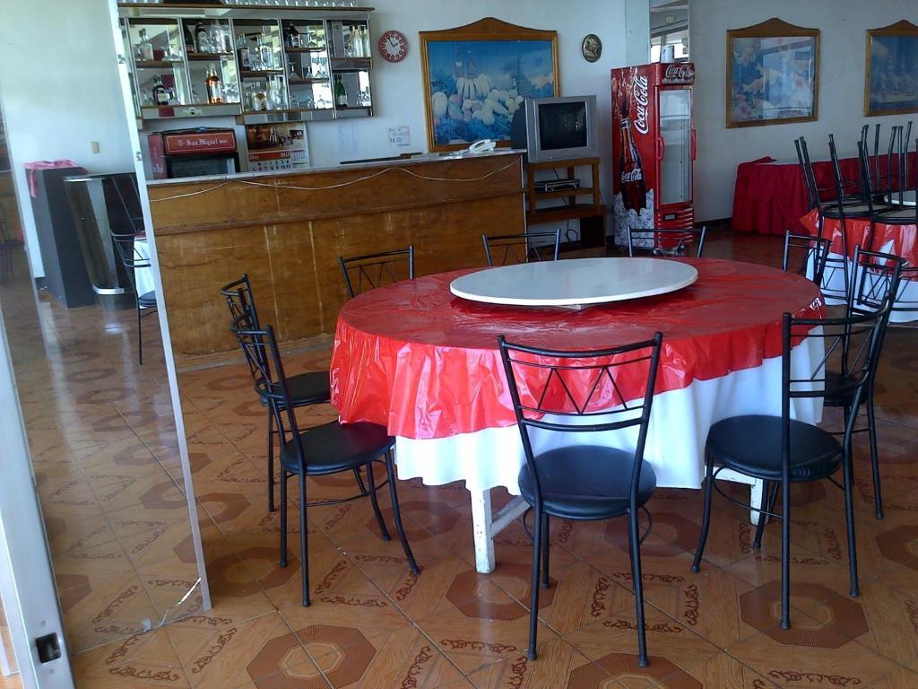 Ladaga Inn & Restaurant Panglao Esterno foto